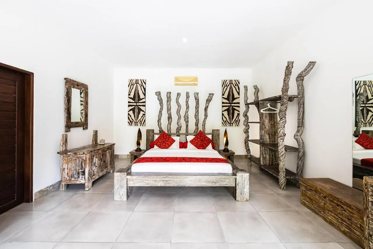 Relaxing Tropical Oasis Nestled Between Canggu & Seminyak Villa